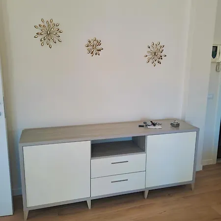 Διαμέρισμα Elegance Penthouse 959 *